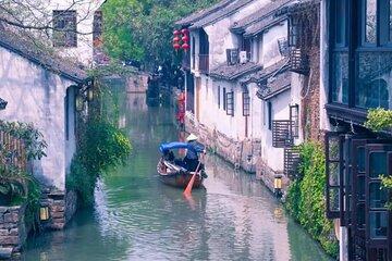 Suzhou: Classical Gardens + Tongli/Zhouzhuang Ancient Water Towns