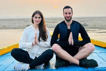 Omvity’s Full-Day Varanasi Tour: Sunrise Boat to Sunset Aarti