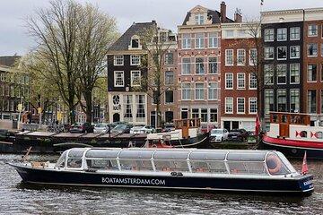 Amsterdam Classic Canal Cruise with Live Guide
