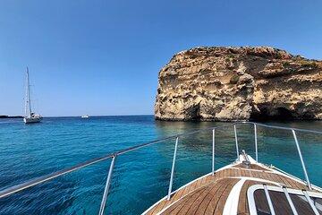 Private Boat Charters Blue Lagoon Comino Day Trip. 6hr trip