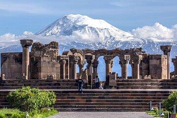Echmiadzin, Hripsime, Gayane, Zvartnots Temple Group Tour