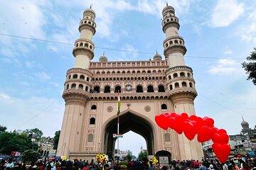 Hyderabad Guided Shared Tour with Lunch and Transportation