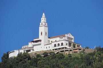 Private Tour to Monserrate with Fast Pass and Food Stop