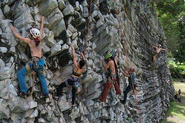 Boquete Rock climbing tour