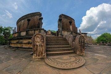 Visiting the Historical Polonnaruwa Ruins and Minneriya Safari