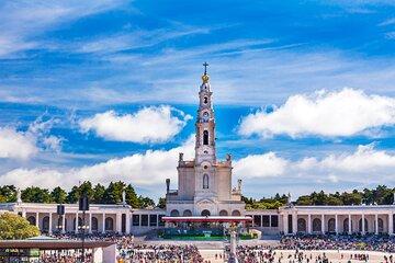 Lisbon Private Fatima, Nazare and Obidos Day Trip