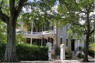 90 Minute Sightseeing Bus Tour of Historic Charleston