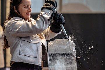 Visiting package Guided Tour at Arctic SnowHotel & Ice Sculpting