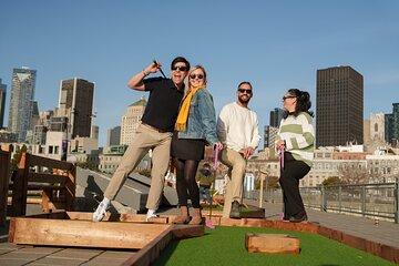 Mini Outdoor Golf in Montreal