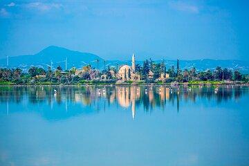 Larnaca Airport Pickup with 1-Hour Coastal Sightseeing Ride
