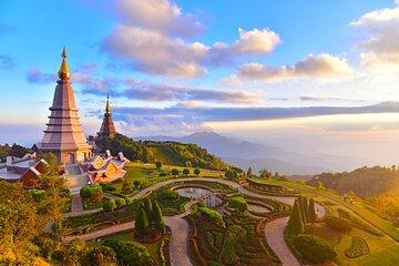 North Thailand Motorcycle Tour to Conquer the Mountains of Mist