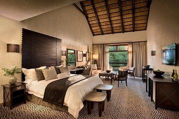 2-Day Pilanesberg Safari at Bakubung Lodge with Meals Included