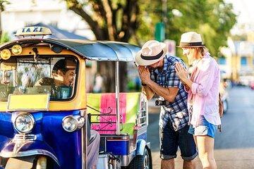 Chiang Mai Private Night Tuk Tuk Tour Temples and Local Markets