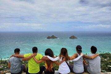 Private Lanikai Pillbox Hike and Lanikai Beach Excursion