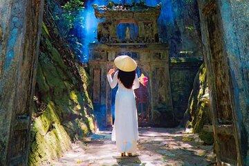 Marble Mountain and Hoi An Ancient Town from Da Nang Group Tour