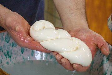 Sorrentine Traditions: lemon, mozzarella and pizza show tour