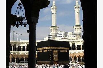 Guided Umrah Journey to Makkah with Local Guides