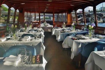 Amsterdam Exclusive Dinner Canal Cruise Tour