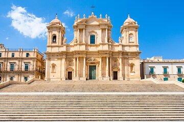 Baroque Treasures of Noto and Hidden Coastal Gems