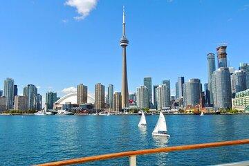 Best of Toronto City Tour with Boat Cruise & CN Tower
