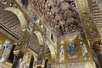 Palatine Chapel and Parliament Square Tours