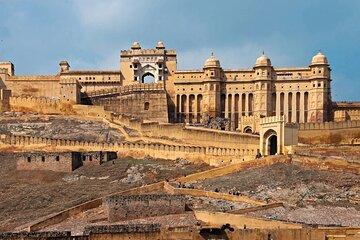 Jaipur Full Day Private Guided Tour with Pick-Up & Drop