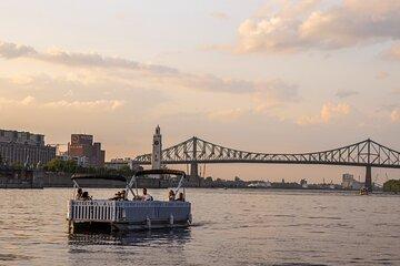 1h-Relaxing day or sunset cruise in Montreal
