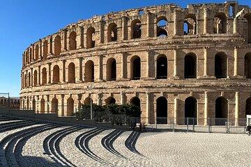 Half Day Roman Amphitheatre and Roman History Tour