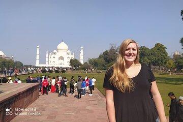 Taj Mahal Tour by Gatimaan Express Train / Rail All Inclusive