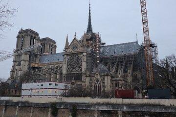 Notre Dame Paris: Small-Group Exterior Walking Tour