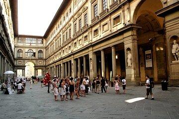 Piazzale Uffizi Florence Art Gallery Tour Pass