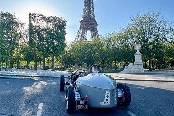 Unique private tour experience in Paris aboard a Devinci