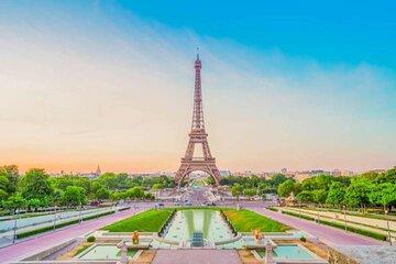 Eiffel Tower Guided Tour by Stairs (Optional Summit by Lift)