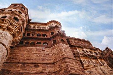 Udaipur to Jodhpur Drop with Stops at Kumbhalgarh & Ranakpur