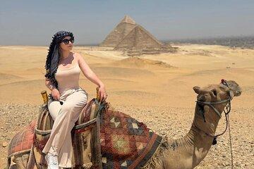 Giza Pyramids Tour with Camel Ride and Lunch