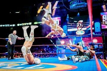 Lucha Libre VIP EN Front Row at Arena México