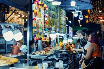 Kuala Lumpur: Nightlife Walking Tour and KL Tower Ticket