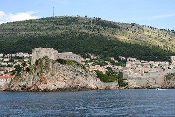 Panorama Boat Tour of Old Town Dubrovnik with Snacks and Drinks