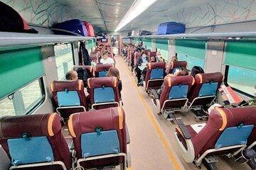 From Delhi: Taj Mahal & Agra City Tour by Gatimaan Express Train