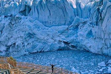 Full experience Glacier Perito Moreno en Catamarán and catwalks