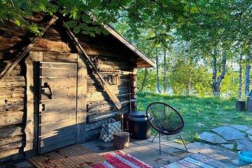 Sauhu: Traditional Finnish Smoke Sauna Experience
