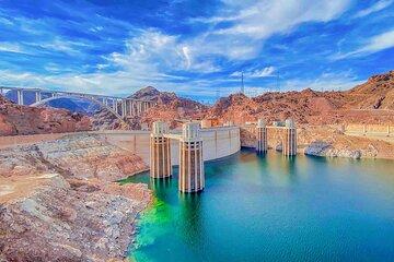 Hoover Dam and Seven Magic Mountains Small Group Half-Day Tour