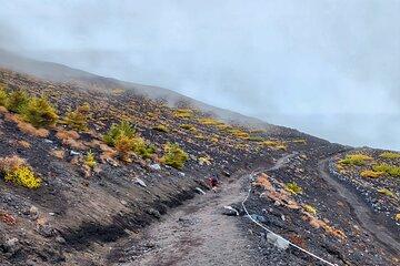 Discover a New Side of Mt. Fuji – Hiking Together on Houei-zan