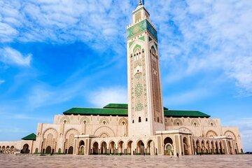 Casablanca City Guided Tour with Luxury Vehicle