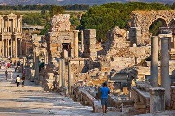 Explore Ephesus Ancient Ruins and Historic Wonders Tour