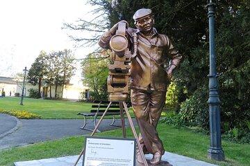 Interlaken: Yash Chopra Statue Private Tour From Zurich