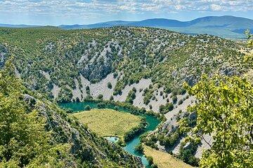 Private Tour : Hiking experience through unspoilt nature
