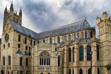 London to Canterbury Leeds Castle and Dover Private Day Trip