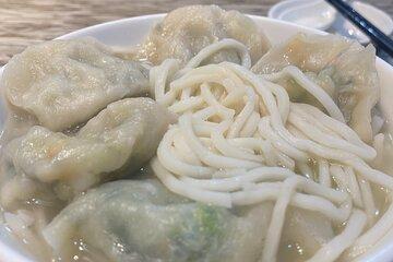Hong Kong Vegetarian Foods Walking Tour in Central