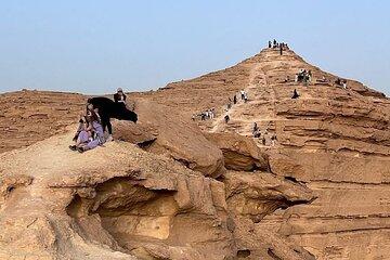 Ridayh Sunset Hike and Heritage Tasting at Edge of the World